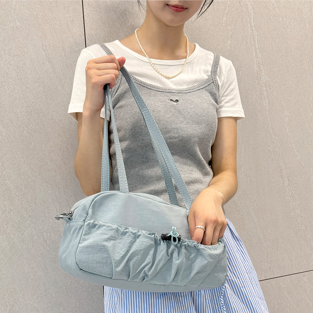 OP_M2341 스트랩 숄더백