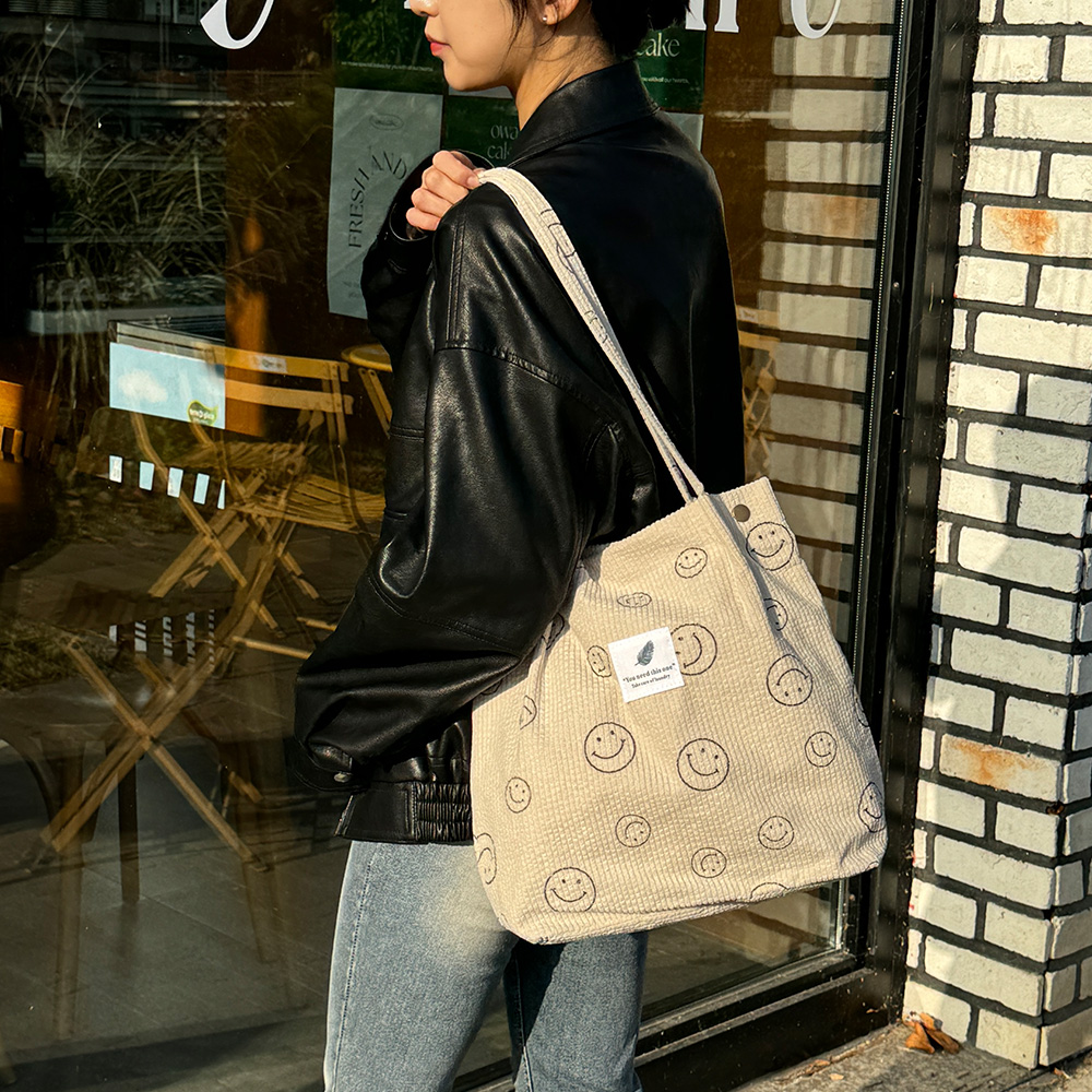 BR_914 골덴 스마일 숄더백