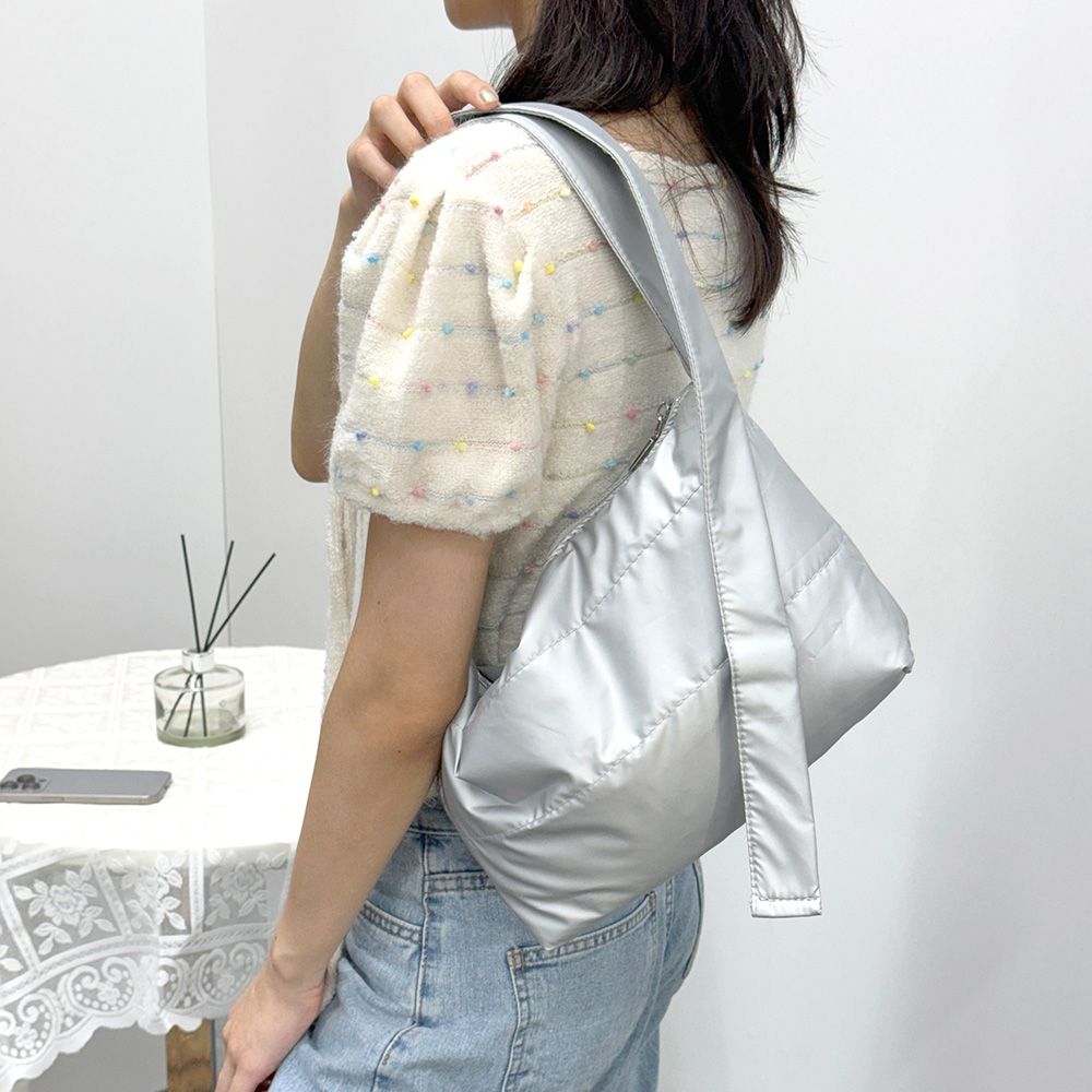 BR_XD1891 패딩 크로스백