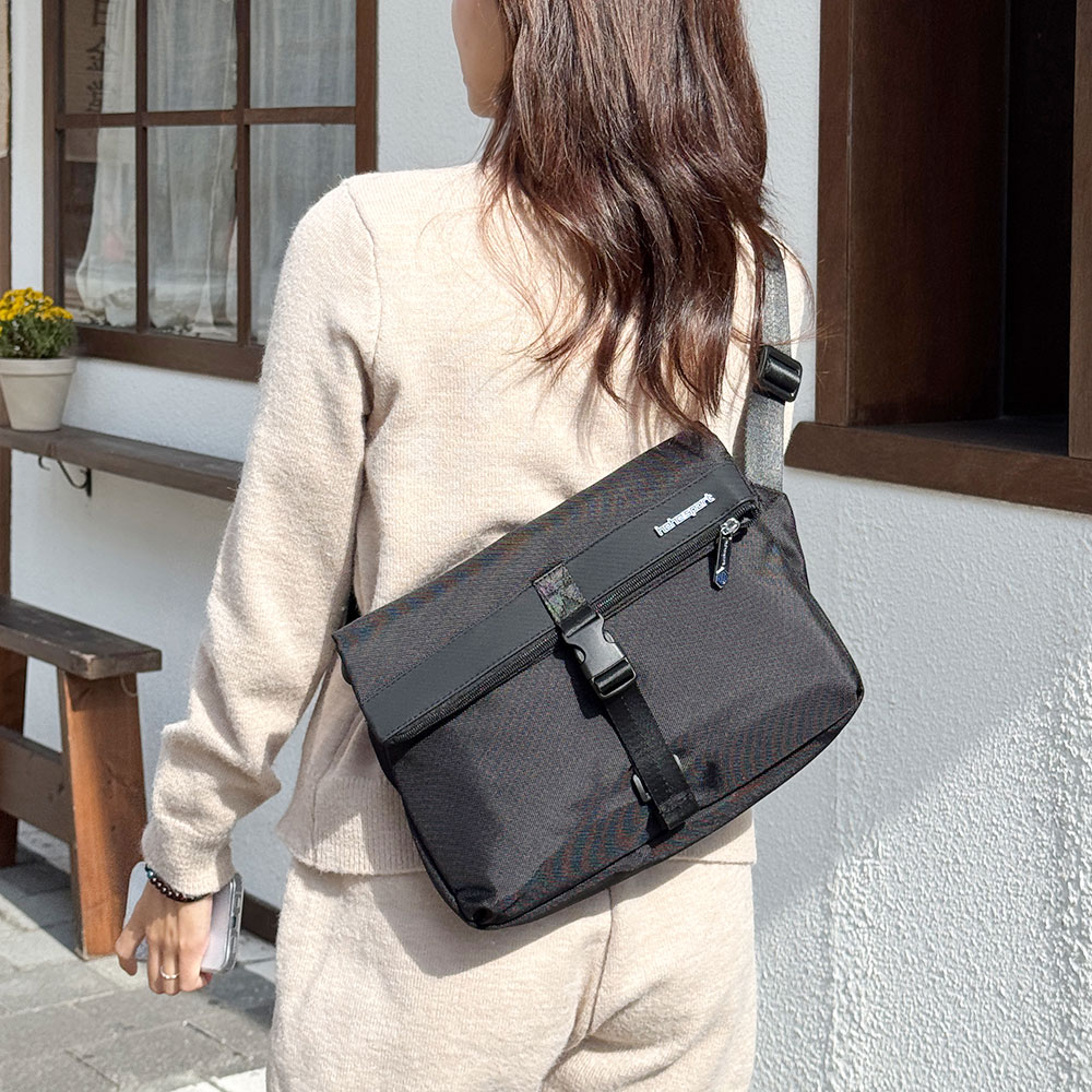 BR_1226 남성 캐주얼 여행 데일리 크로스백