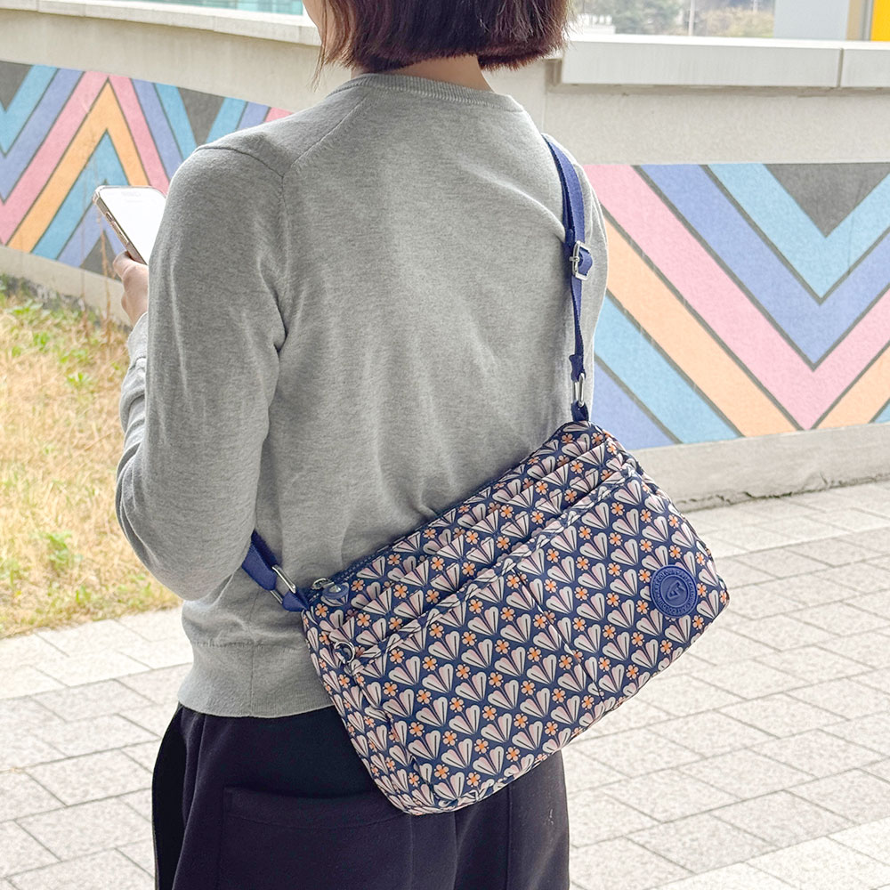 DKAC_91506 데일리 캐주얼 하트패턴 크로스백