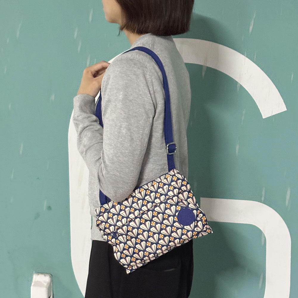 DKAC_91507 데일리 캐주얼 하트패턴 크로스백