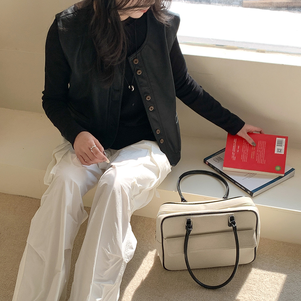 MT_24207 캔버스 사각 숄더백