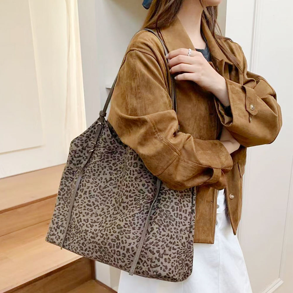 MT_25012 여성 캐주얼 호피 캔버스 숄더백
