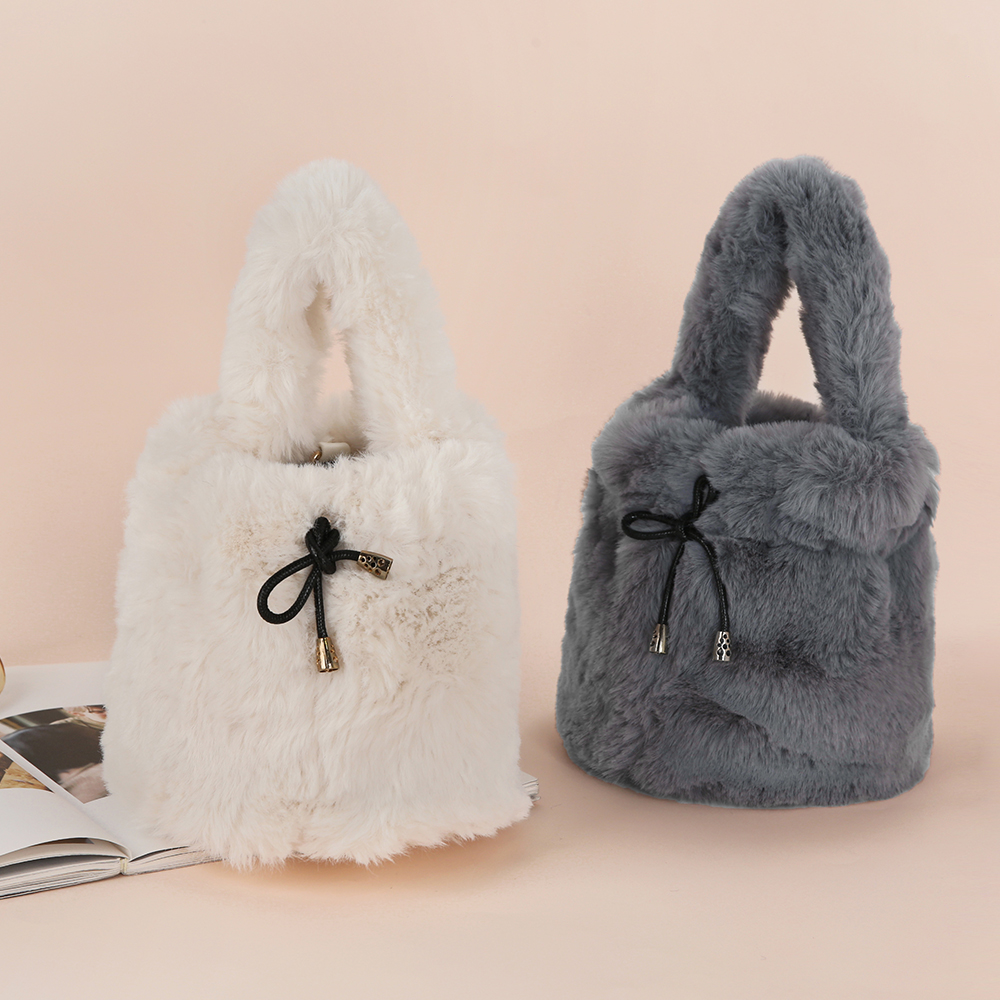 MT_22235페이크퍼버킷백