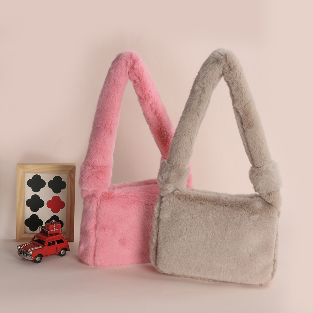 MT_22905페이크퍼숄더백