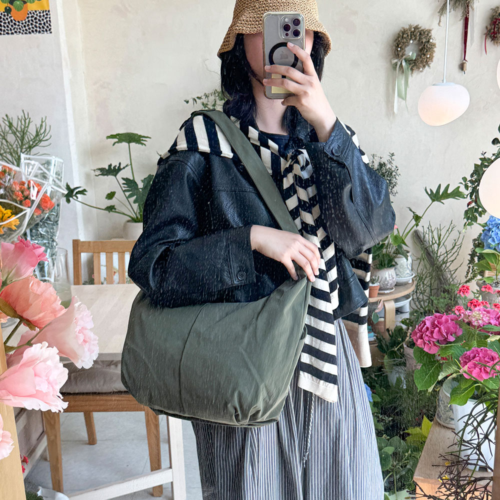 SN_9209 데일리 캐주얼 반달 호보 빅 크로스백