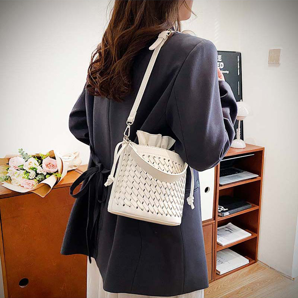 URB_메쉬원통 미니토트크로스