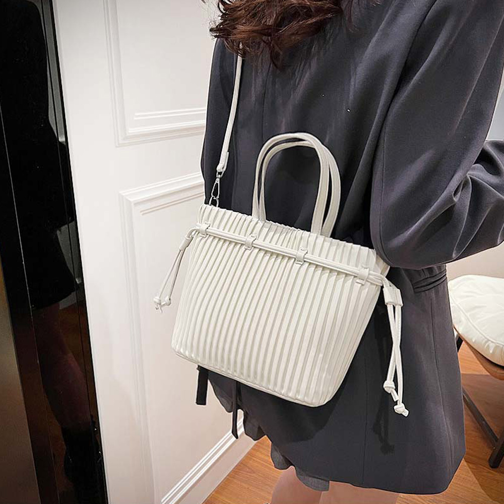 URB_주름33 토트크로스